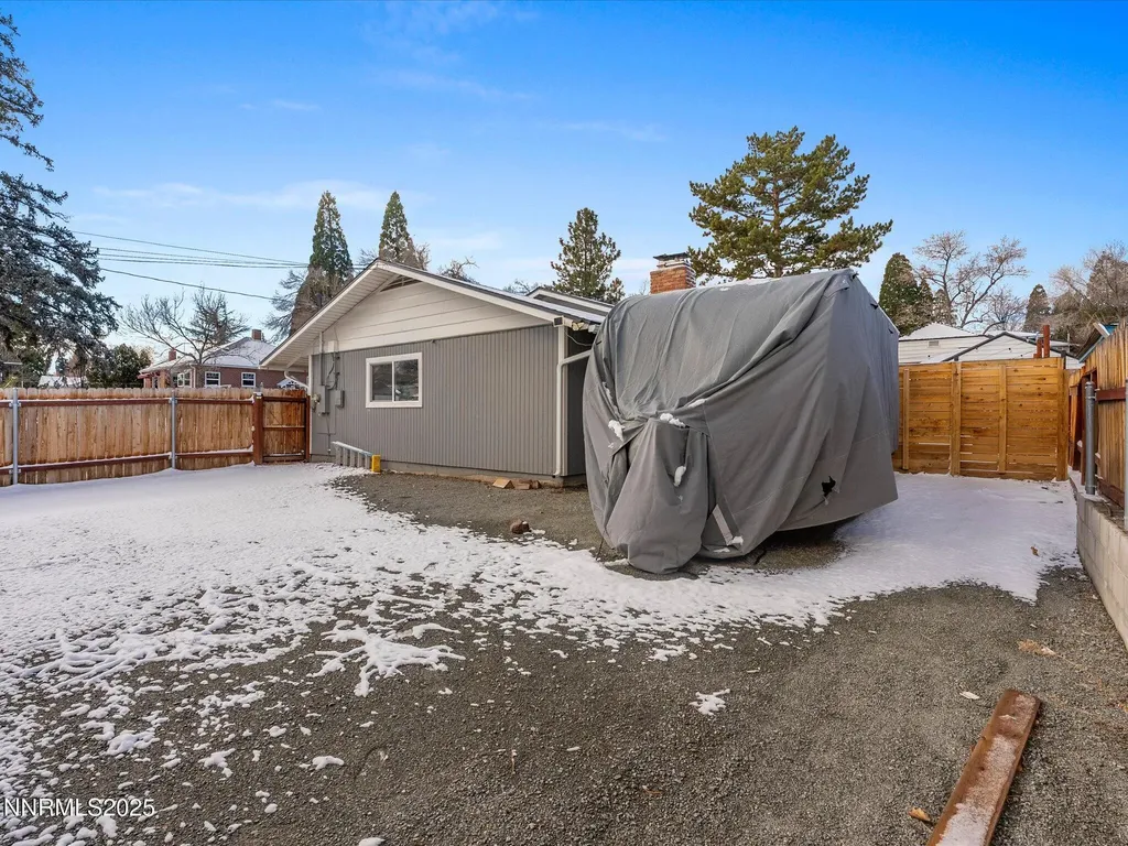 301 Hillcrest Reno NV 89509