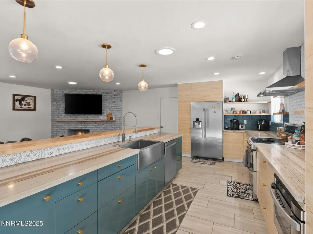301 Hillcrest Reno NV 89509