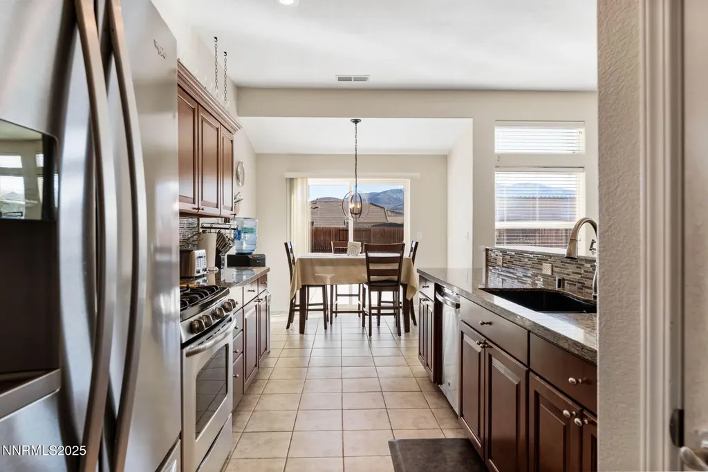 1341 Grassland Dayton NV 89403