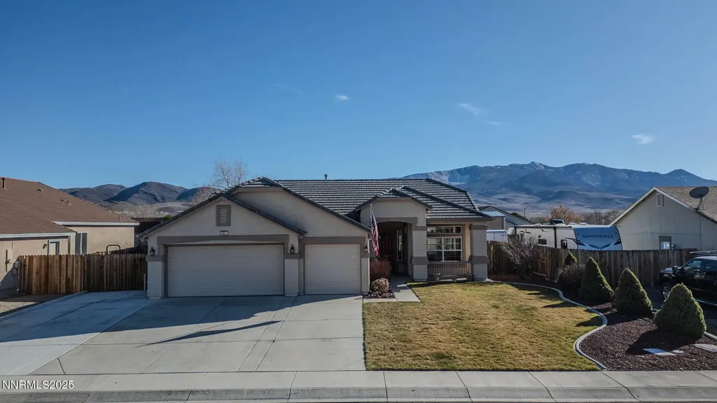 1341 Grassland Dayton NV 89403