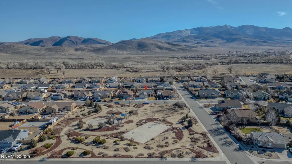1341 Grassland Dayton NV 89403