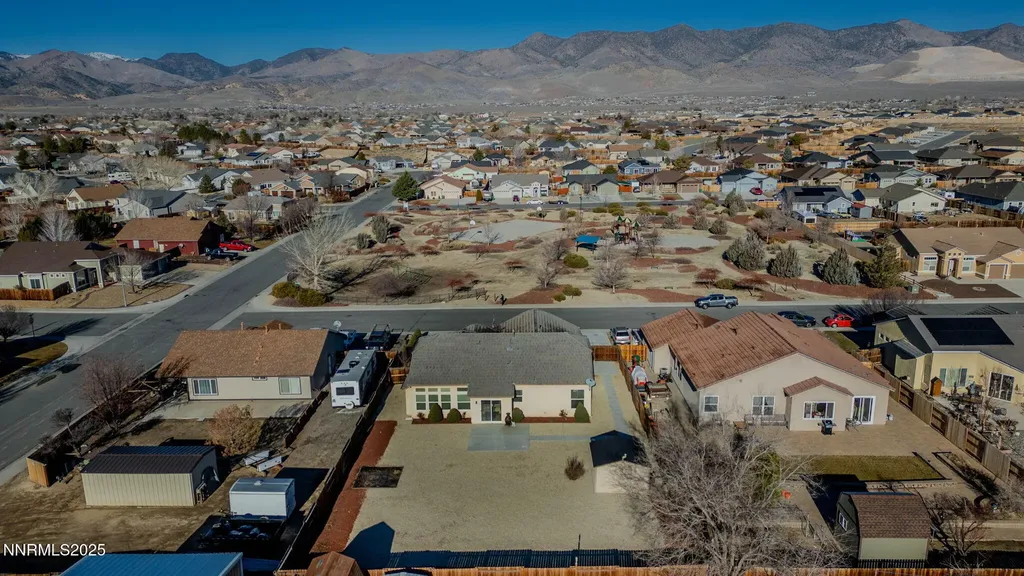 1341 Grassland Dayton NV 89403