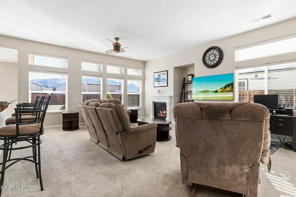 1341 Grassland Dayton NV 89403