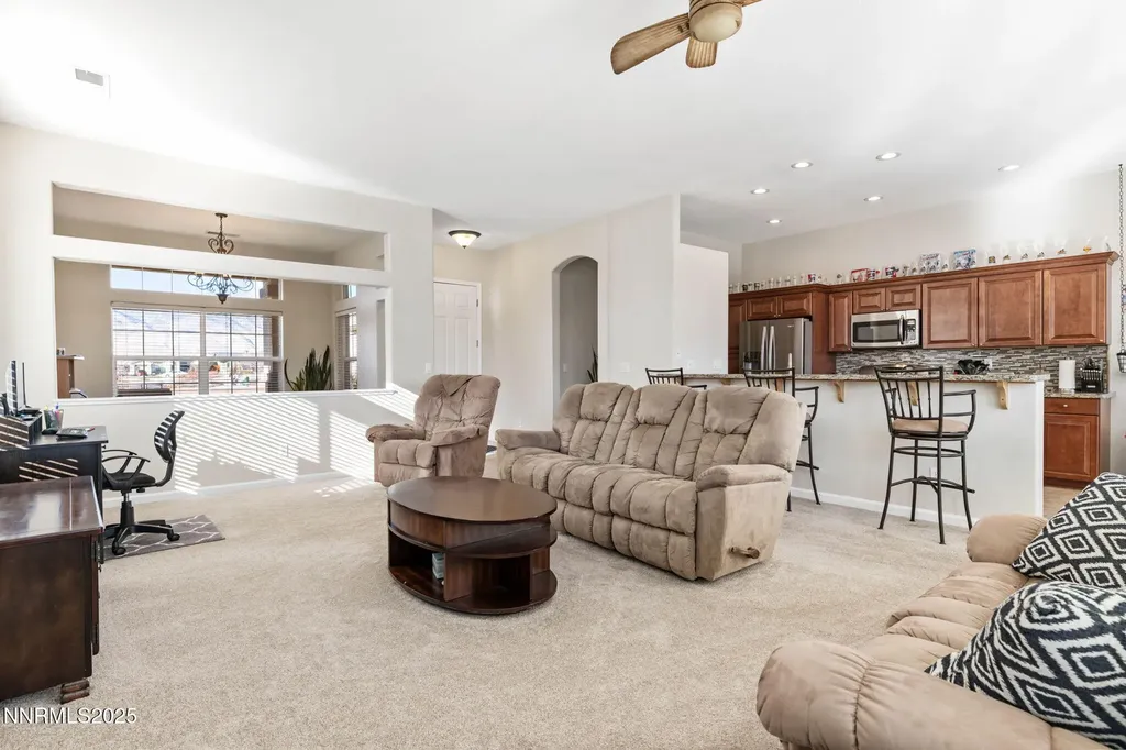 1341 Grassland Dayton NV 89403