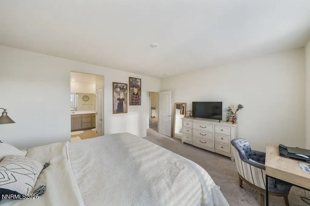 737 Roberts Creek Dayton NV 89403