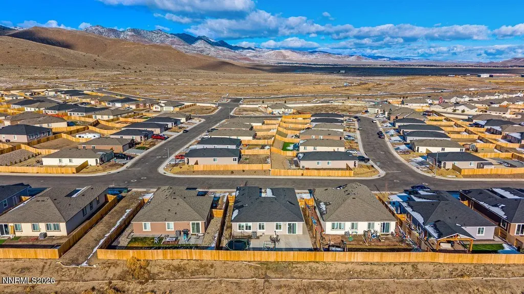 737 Roberts Creek Dayton NV 89403