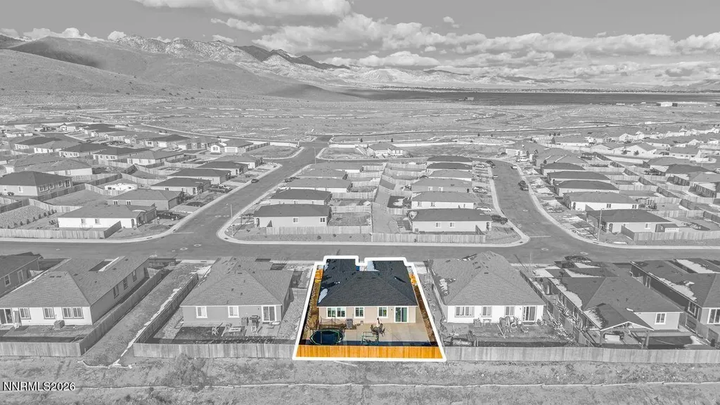 737 Roberts Creek Dayton NV 89403