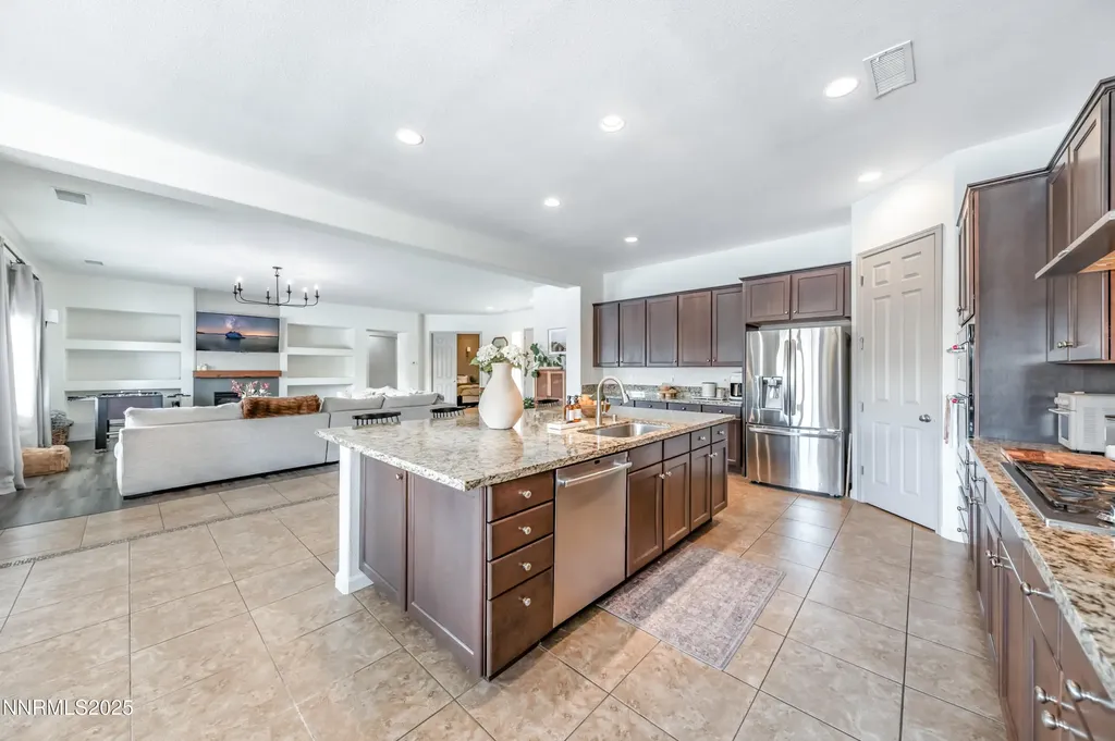 145 Horizon Ridge Sparks NV 89441