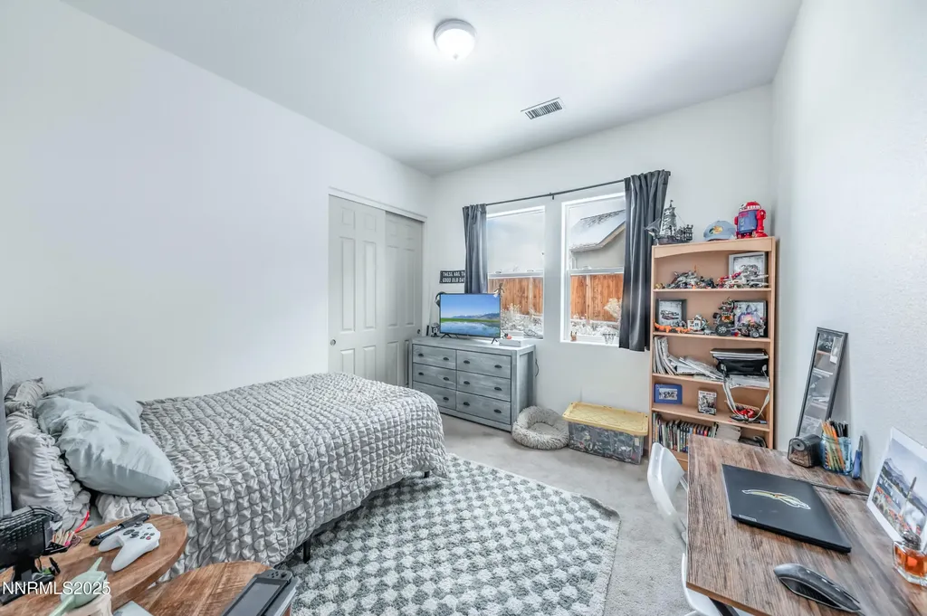 145 Horizon Ridge Sparks NV 89441