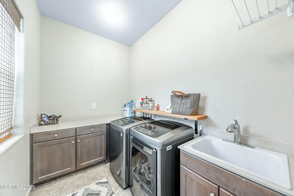 145 Horizon Ridge Sparks NV 89441