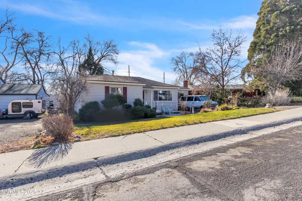 2050 Lassen Reno NV 89503