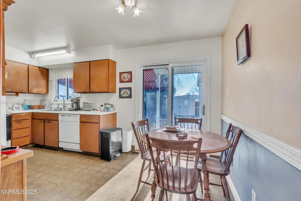 2050 Lassen Reno NV 89503