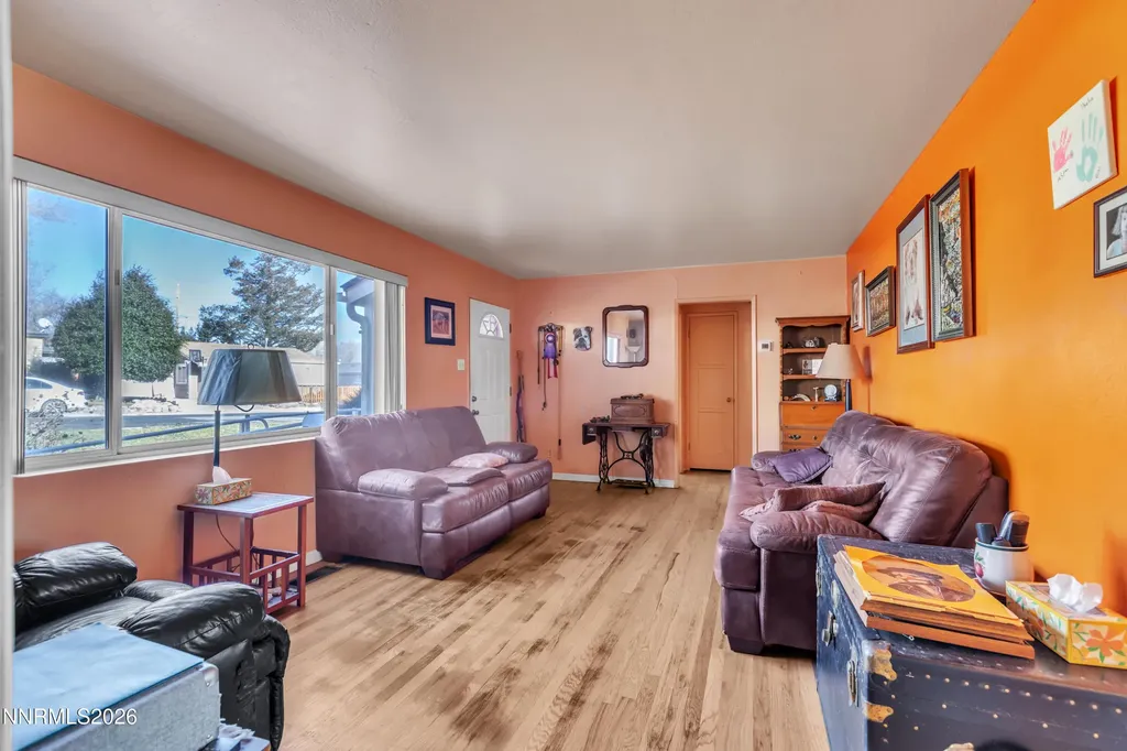 2050 Lassen Reno NV 89503