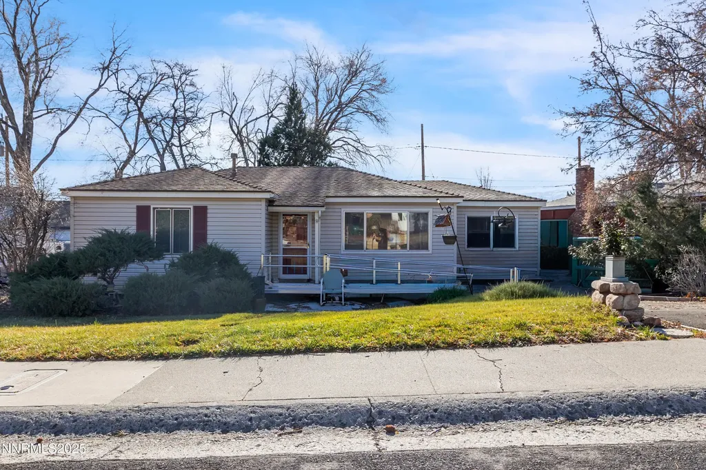 2050 Lassen Reno NV 89503