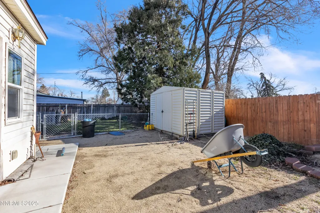 2050 Lassen Reno NV 89503