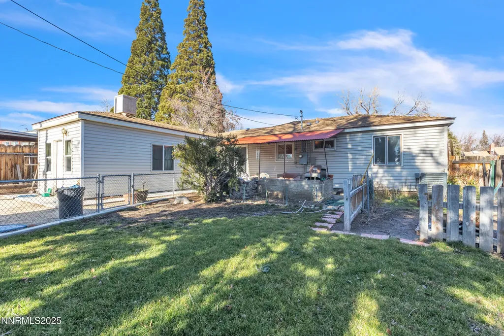 2050 Lassen Reno NV 89503