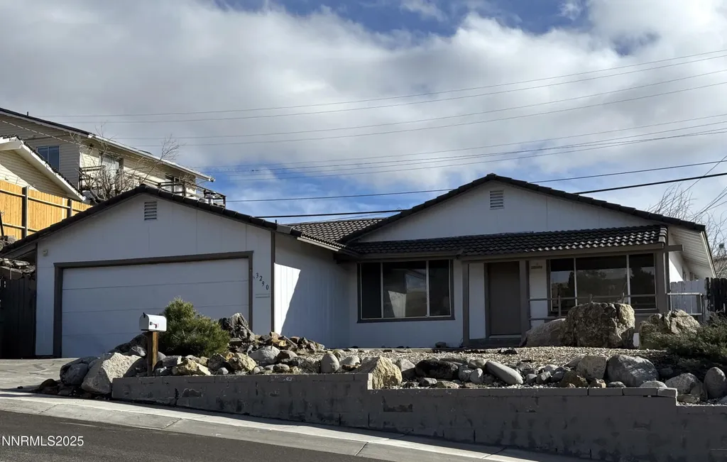 3290 Lodestar Reno NV 89503