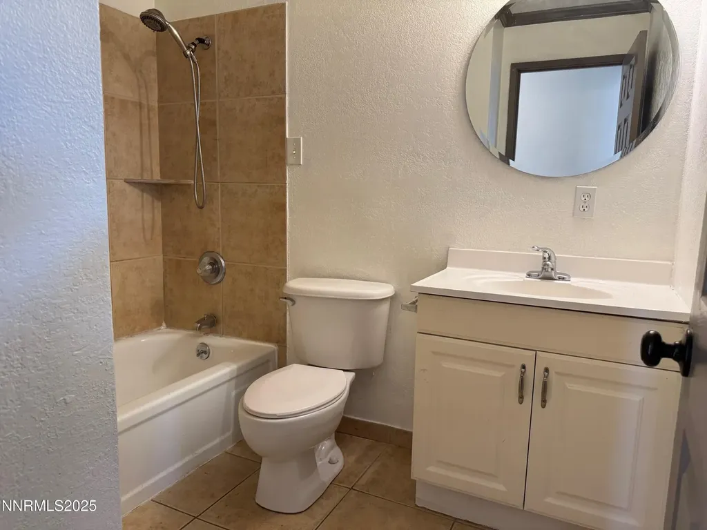 3290 Lodestar Reno NV 89503