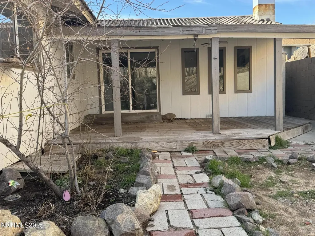 3290 Lodestar Reno NV 89503