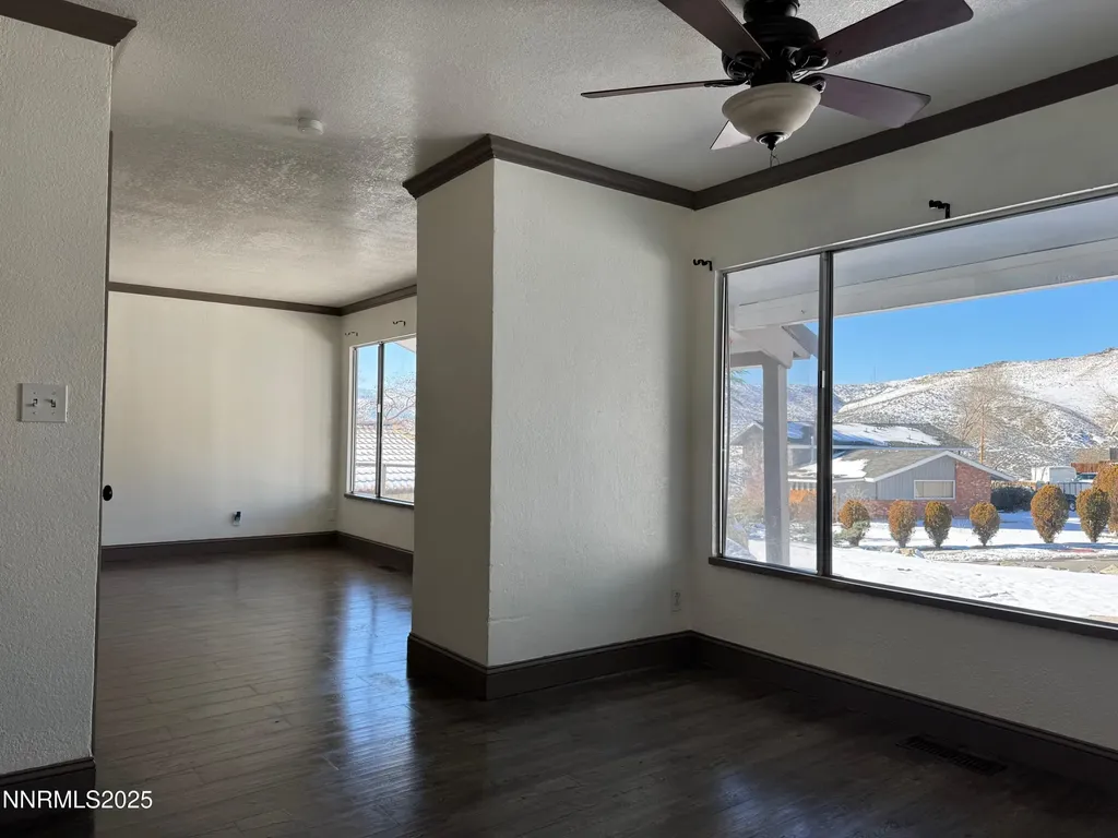 3290 Lodestar Reno NV 89503
