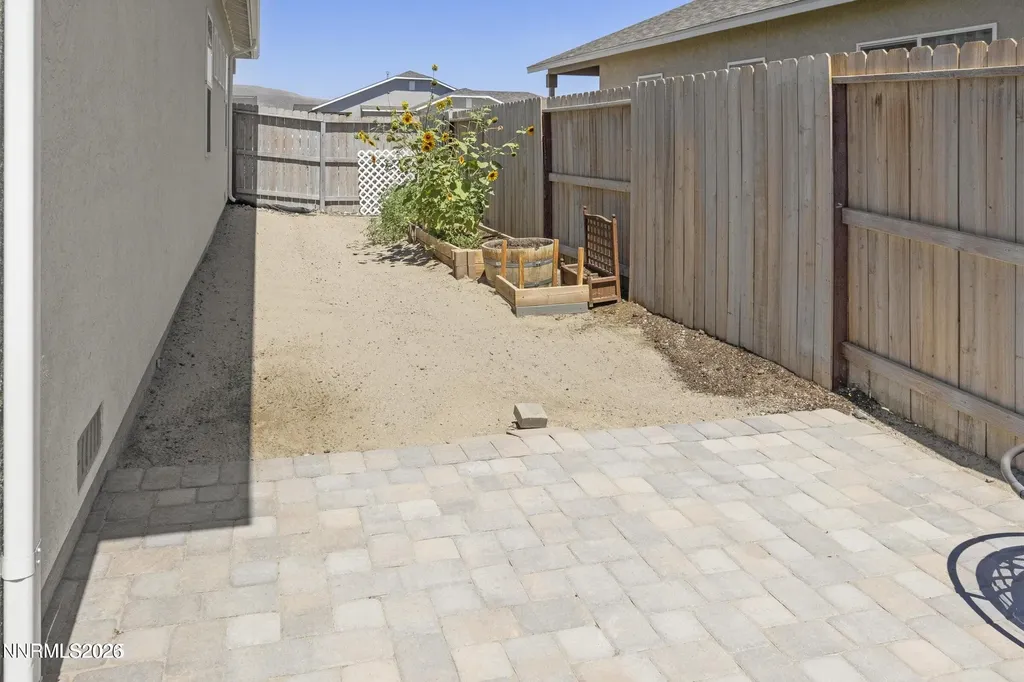 4521 Madison Fernley NV 89408