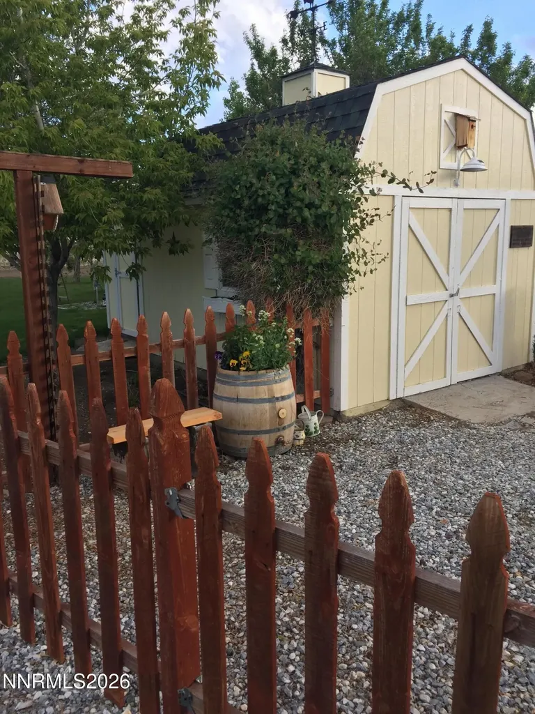 714 Paula Gardnerville NV 89410