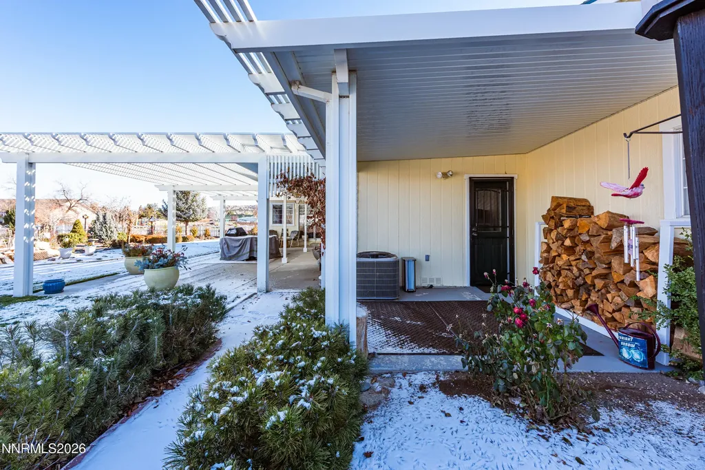 714 Paula Gardnerville NV 89410