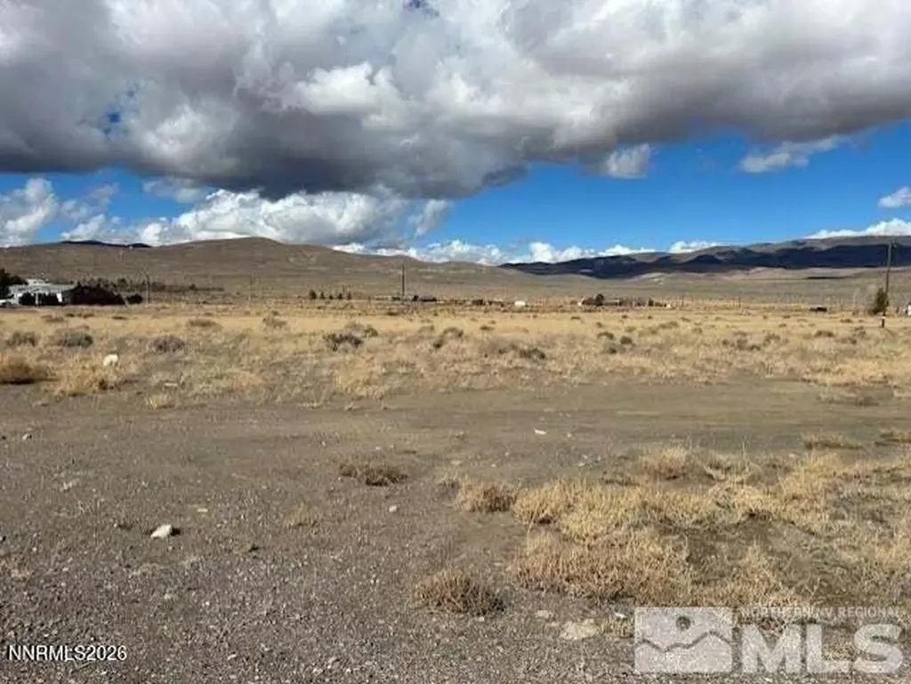 5015 Anita Silver Springs NV 89429