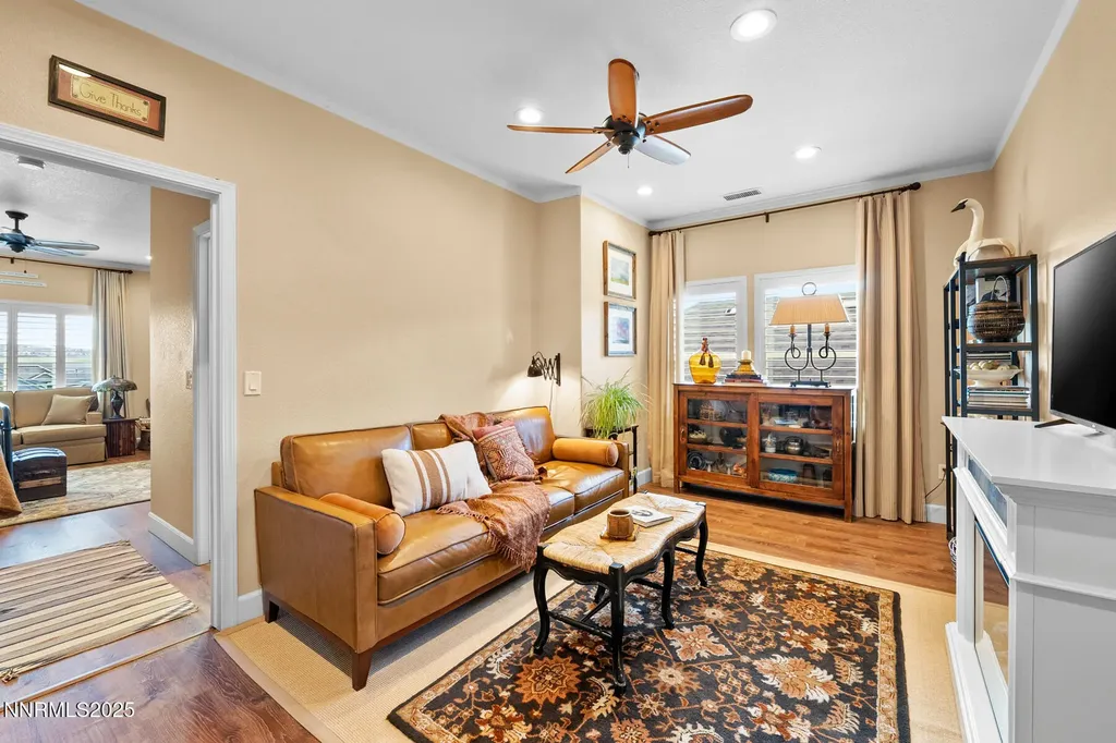 958 Marble Hills Sparks NV 89436