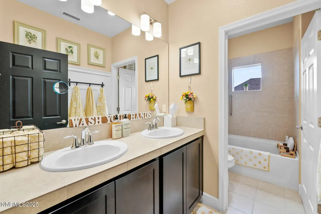 958 Marble Hills Sparks NV 89436