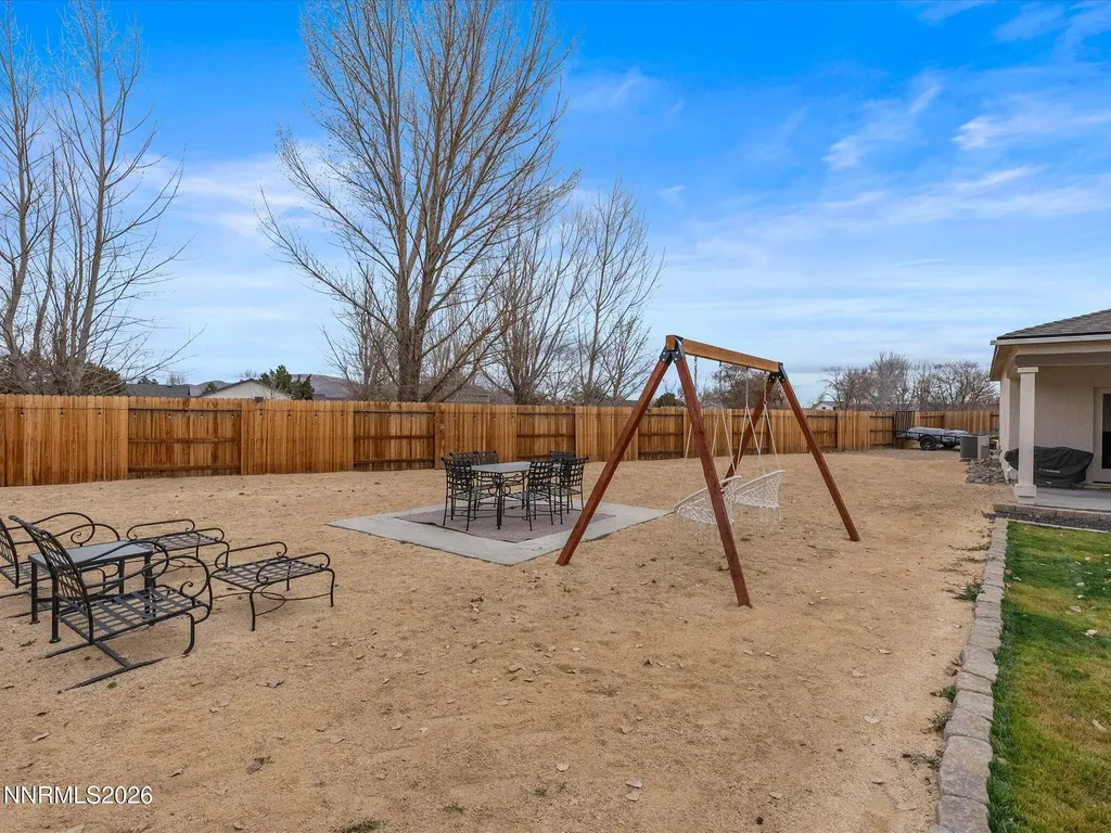2645 Emerson Fernley NV 89408