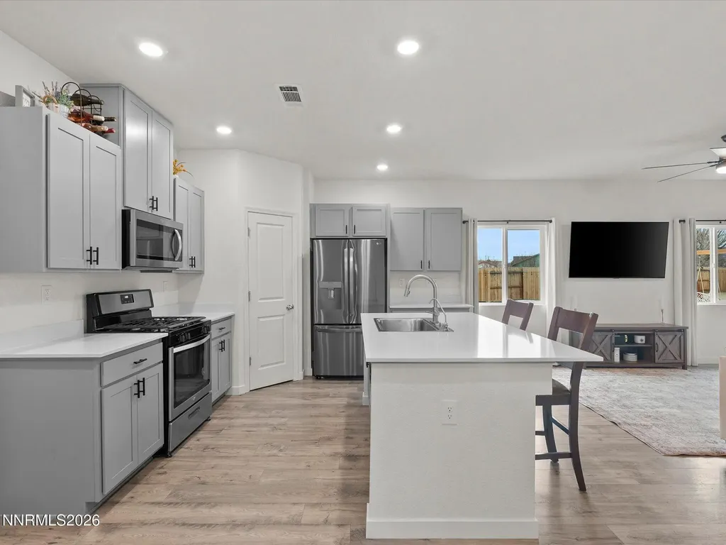 2645 Emerson Fernley NV 89408
