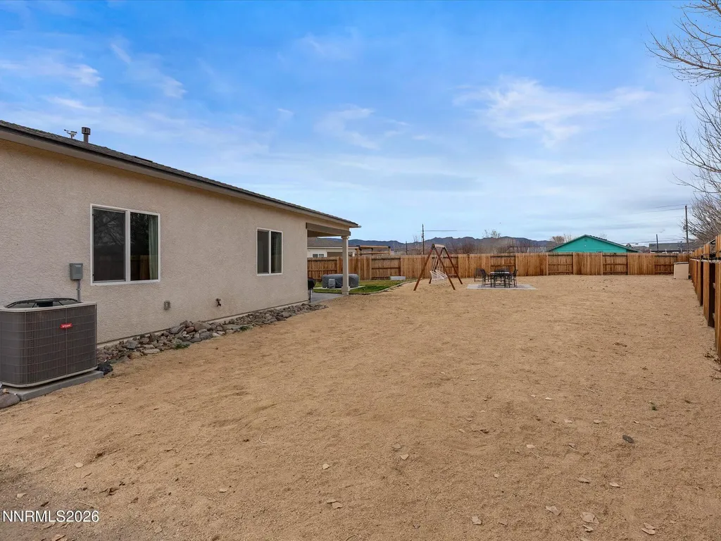 2645 Emerson Fernley NV 89408