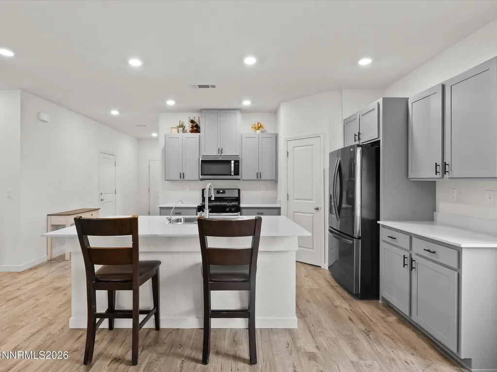 2645 Emerson Fernley NV 89408