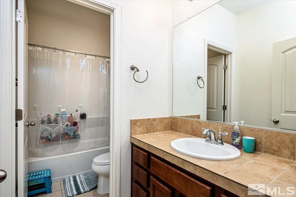 2190 Bears Ranch Reno NV 89521