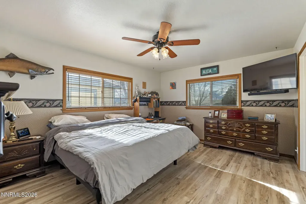 1412 Bumblebee Gardnerville NV 89460