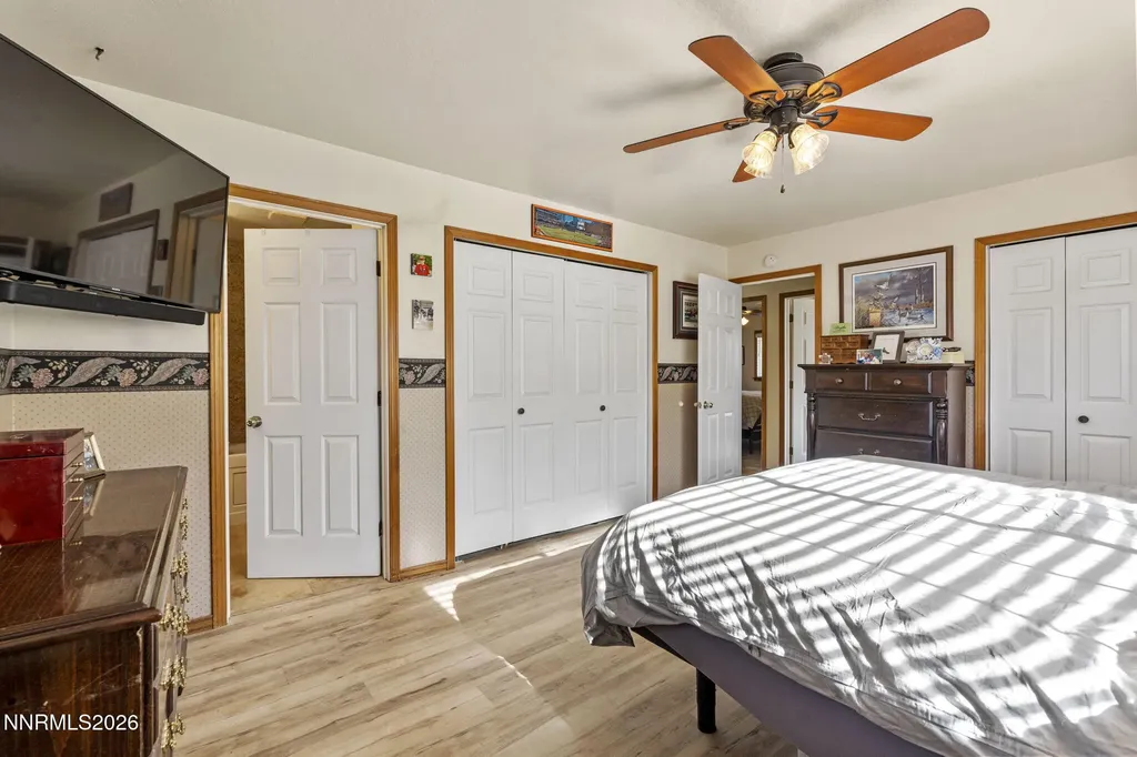 1412 Bumblebee Gardnerville NV 89460