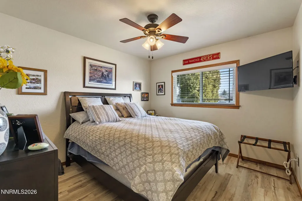 1412 Bumblebee Gardnerville NV 89460