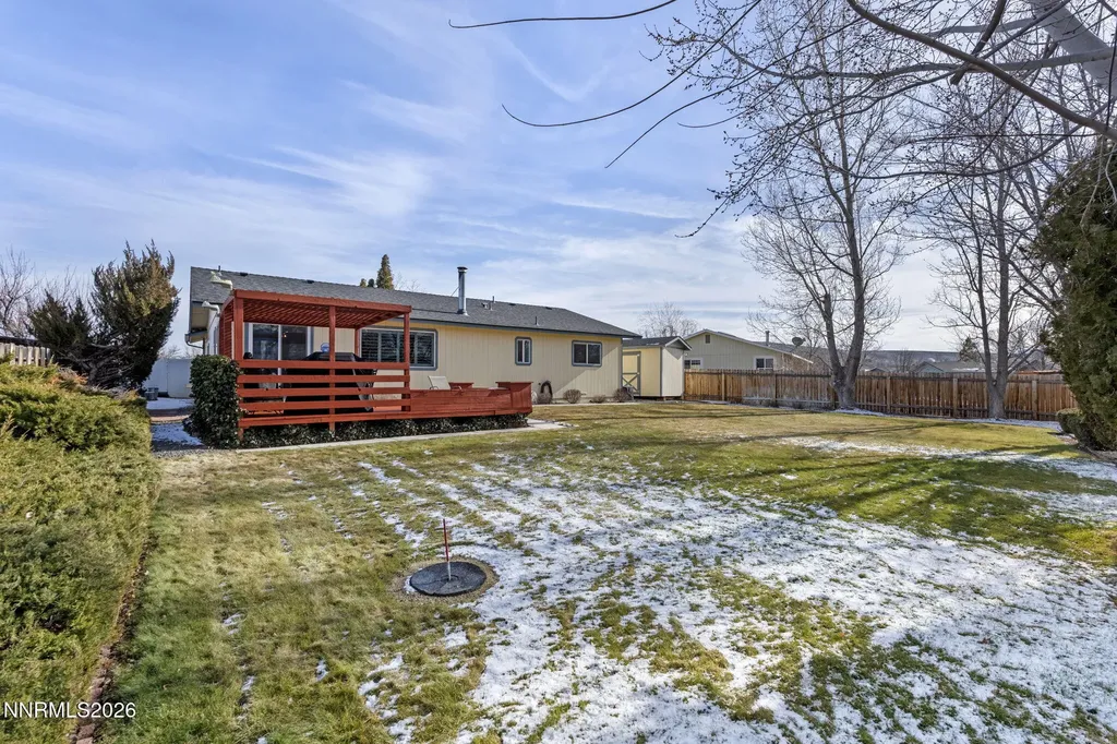1412 Bumblebee Gardnerville NV 89460