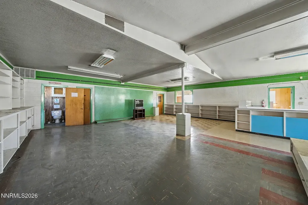 702 Main Yerington NV 89447