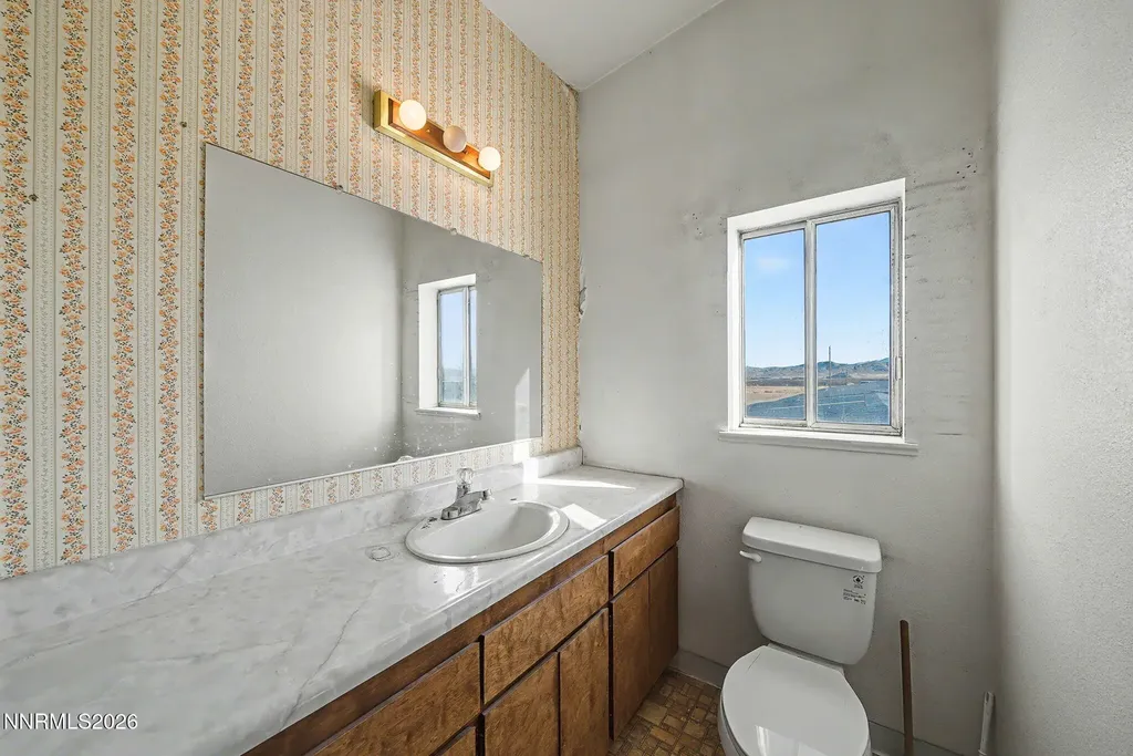 702 Main Yerington NV 89447