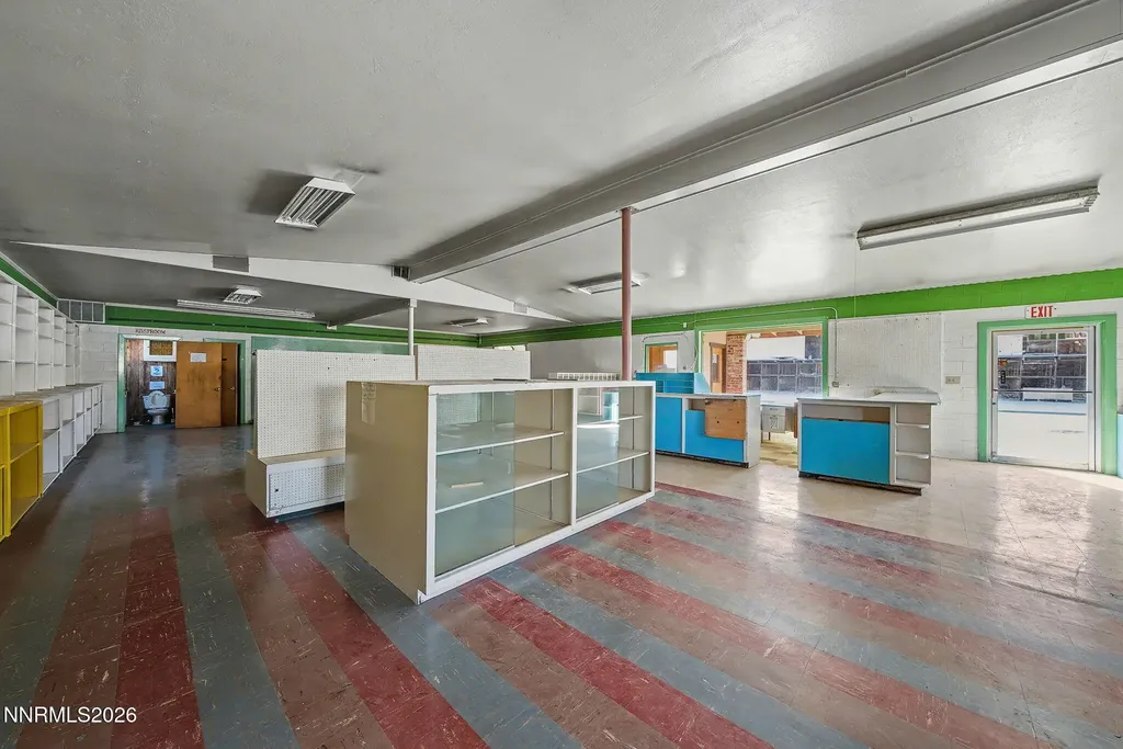 702 Main Yerington NV 89447