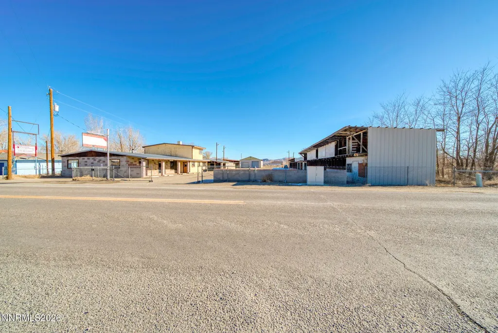 702 Main Yerington NV 89447