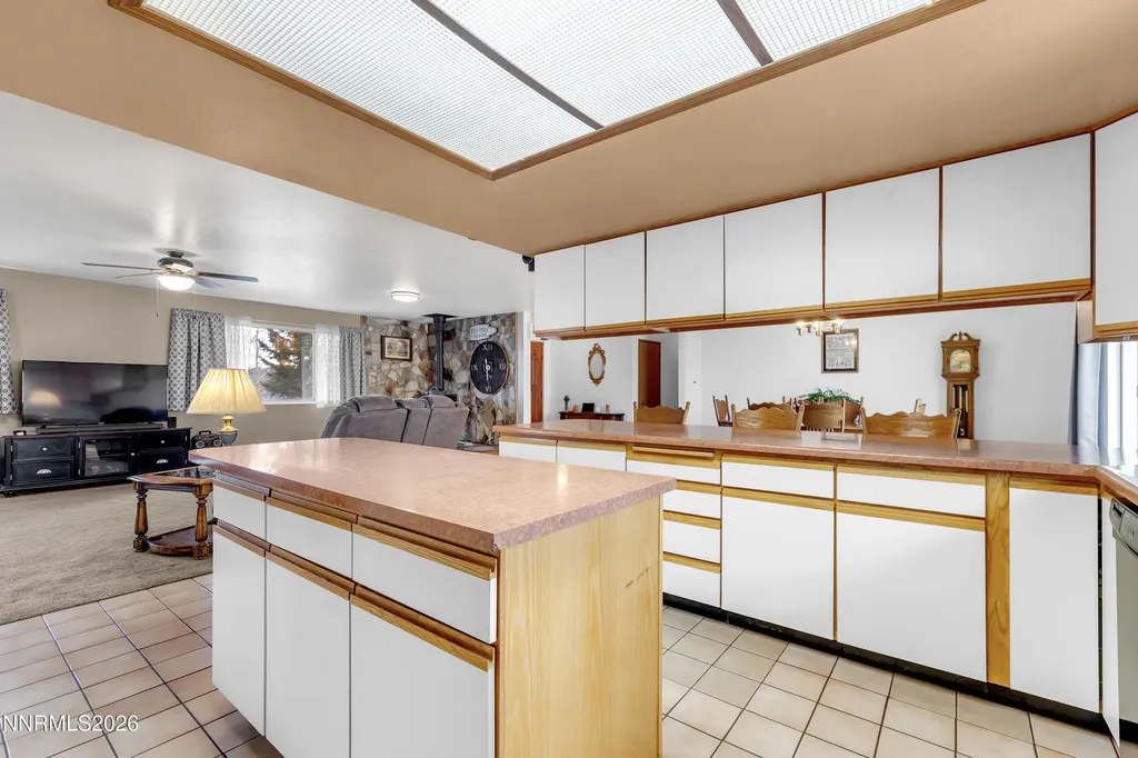 255 Shetland Reno NV 89508