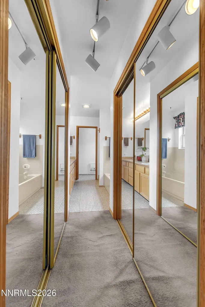 255 Shetland Reno NV 89508