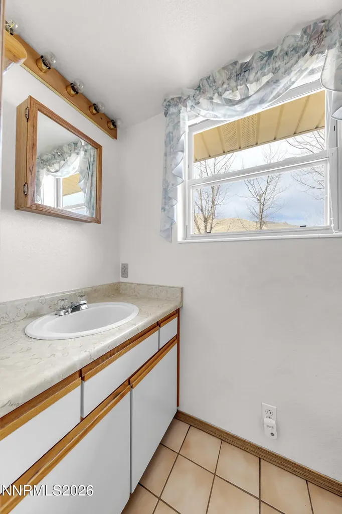 255 Shetland Reno NV 89508