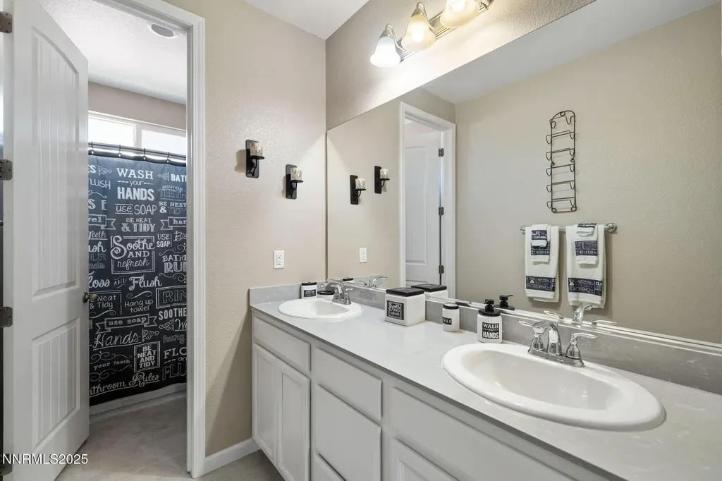 3031 Honey Arbor Sparks NV 89436