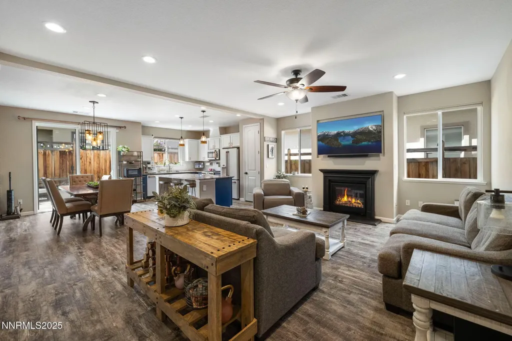 3031 Honey Arbor Sparks NV 89436