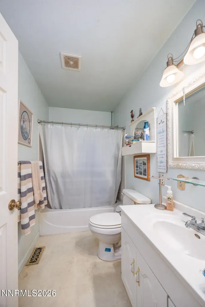 2000 Trails End Fallon NV 89406