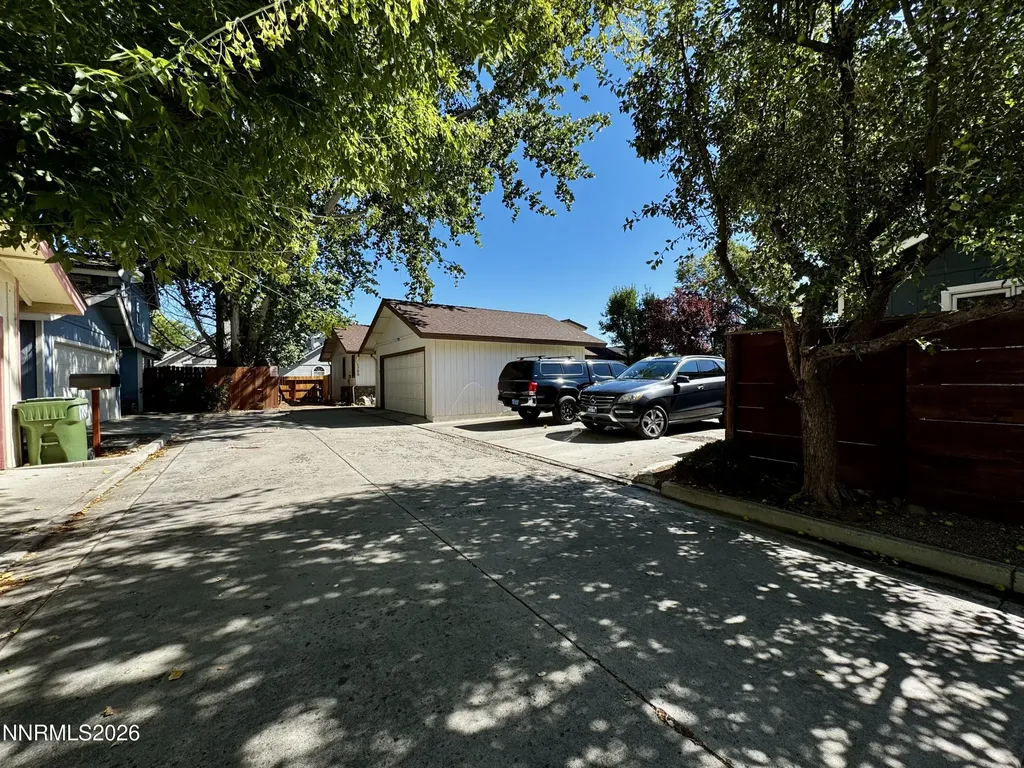 1700 Mackland Minden NV 89423